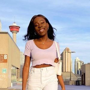 Meet your Posher, Liz